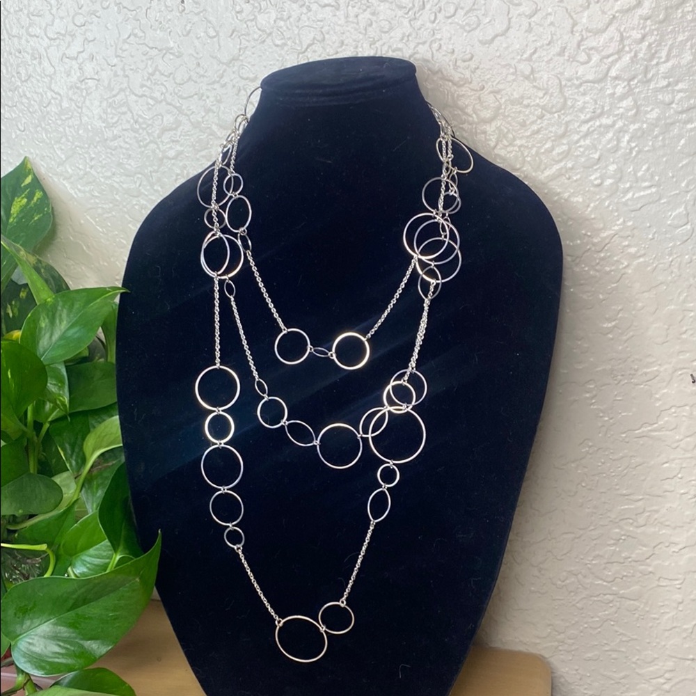 Elegant Silver Circle Necklace